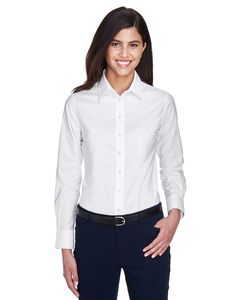 Harriton M600W - Ladies Long-Sleeve Oxford with Stain-Release Blanco